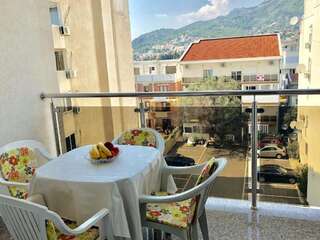 Апартаменты Near the sea Бар Апартаменты-56