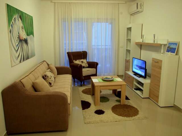 Апартаменты Near the sea Бар-32